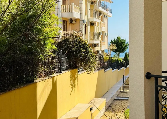 Horizon 9 'б' Апартамент *